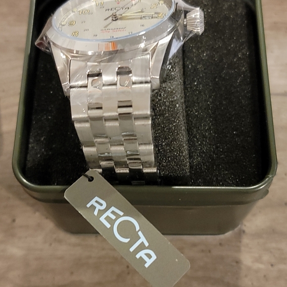 Recta - Picture 2 of 5